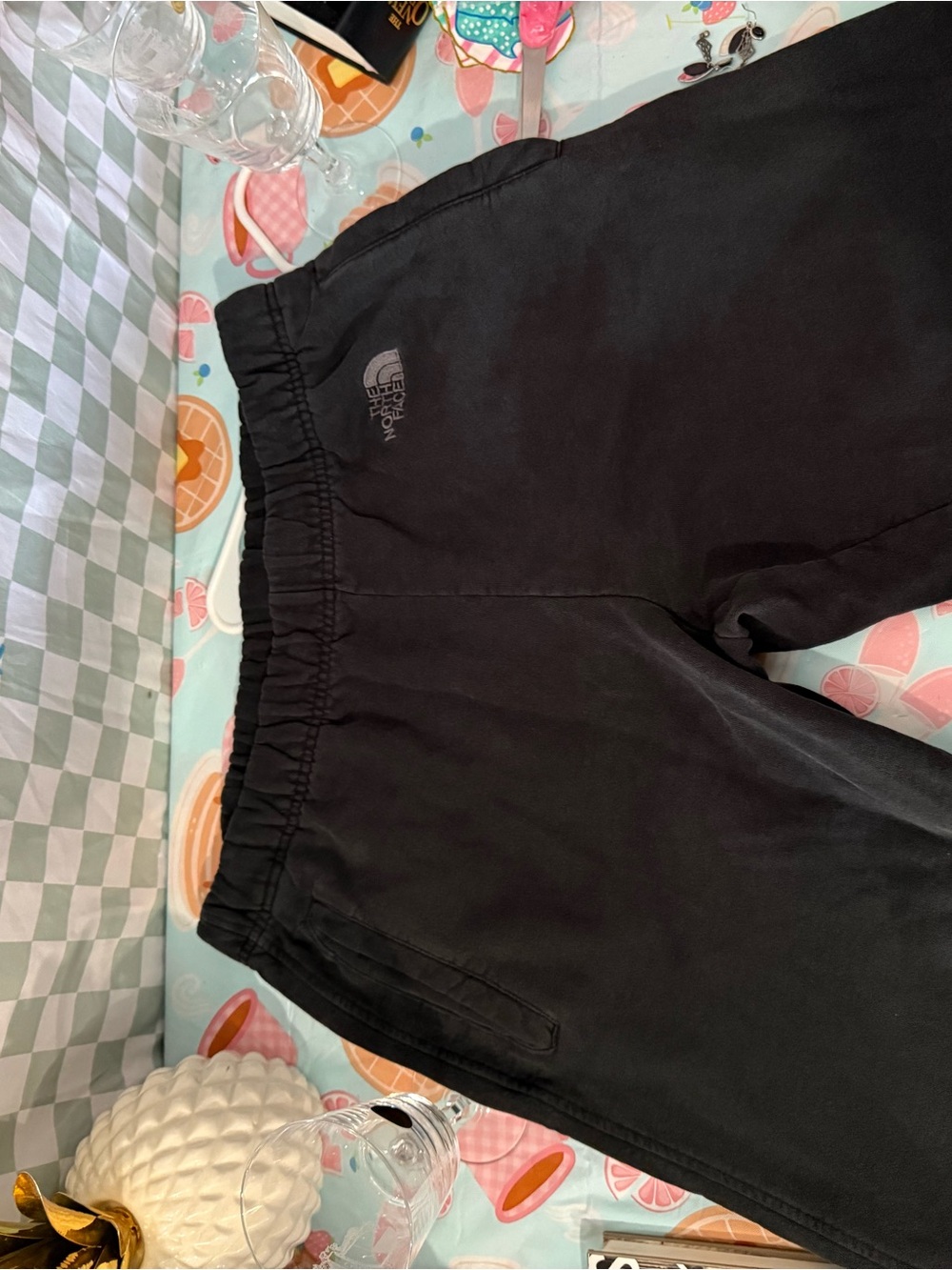 The North Face Men's Black Elastic Waist Joggers